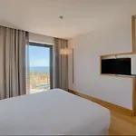 Hotell Nh 4*
