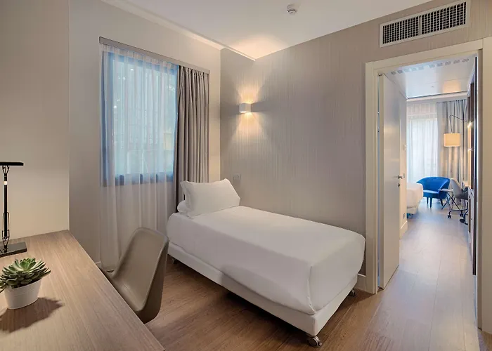 Nh Szálloda Palermo