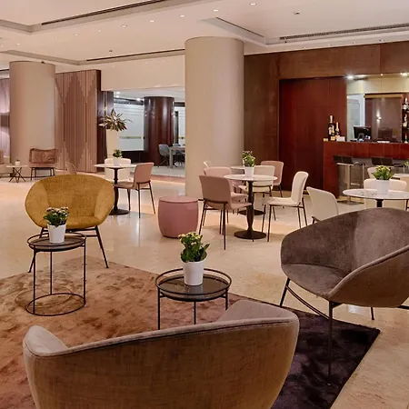 Hotel Nh 4*